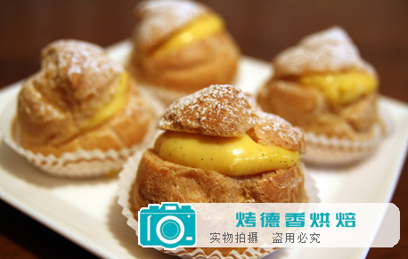 香酥泡芙的烘焙技巧
