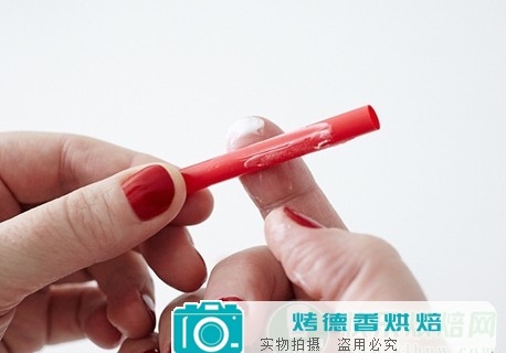 教你轻松制作翻糖蝴蝶结饼干