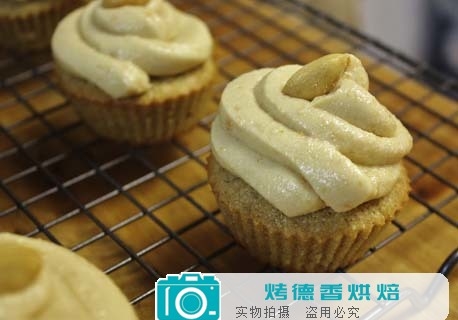 让人爱不释手的10个纸杯蛋糕的制作创意