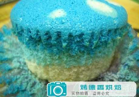 怎样制作渐变的纸杯蛋糕