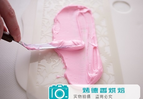 精美镂花花色小蛋糕制作教程