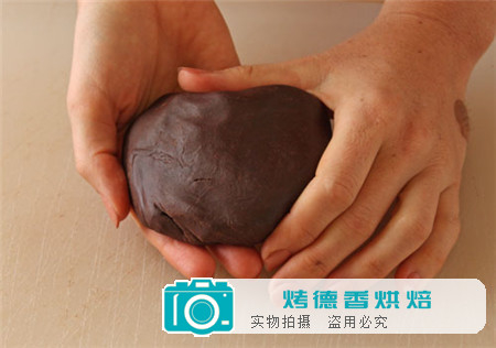 教你制作巧克力玫瑰花