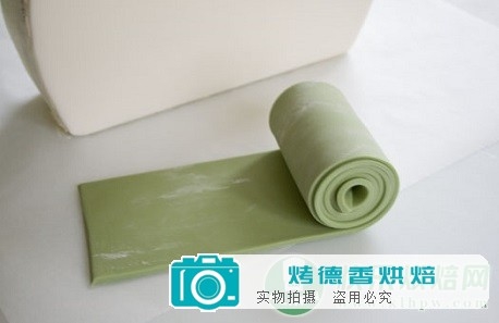 如何制作手提钱包蛋糕