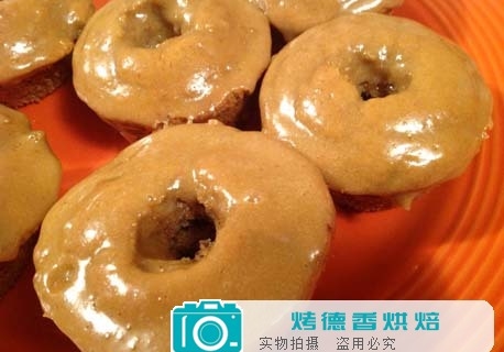 教你不用甜甜圈烤盘制作无麸质甜甜圈