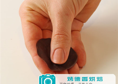 教你制作巧克力玫瑰花