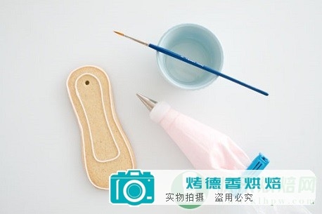 如何制作芭蕾舞短裙和鞋