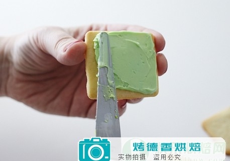 教你轻松制作翻糖蝴蝶结饼干