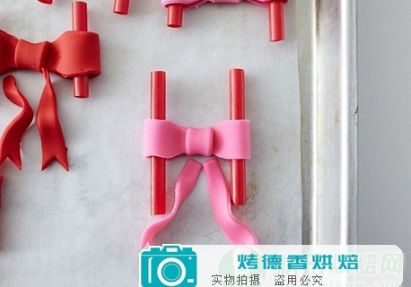 教你轻松制作翻糖蝴蝶结饼干