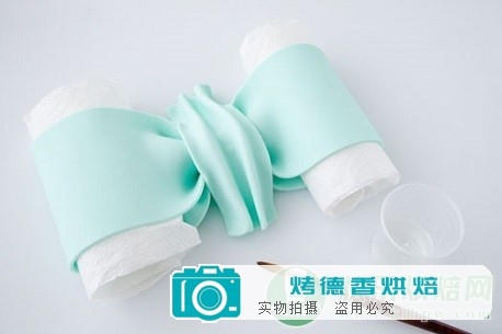 如何制作干佩斯蝴蝶结糖花装饰