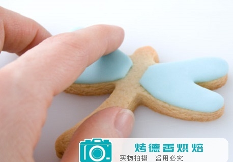 如何制作蜻蜓蝴蝶翻糖装饰曲奇饼干