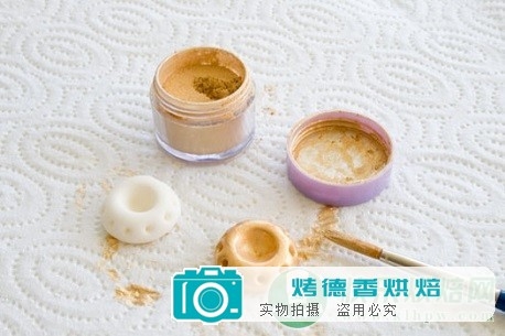 如何制作干佩斯胸针糖花