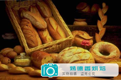 控制面包老化的方法