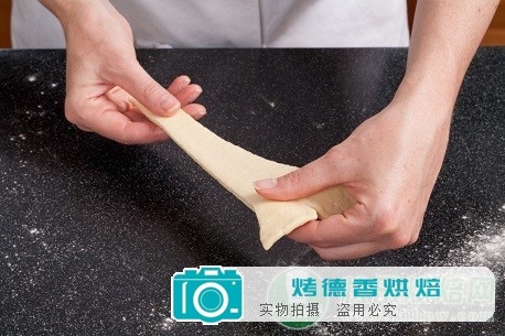 可颂面包的制作步骤详解