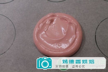 如何制作玫瑰蛋白甜饼