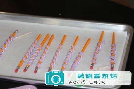 干佩斯彩带球形蝴蝶结 看我这样做