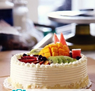 裱花基本技巧---奶油水果装饰蛋糕