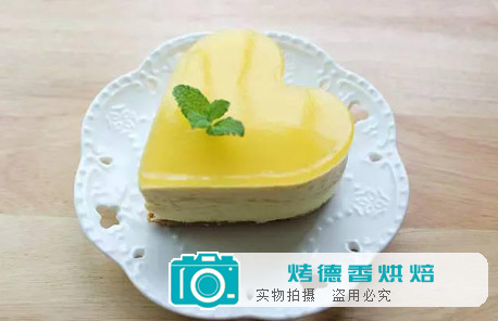 不用烤箱 如何做出芒果奶酪慕斯蛋糕？