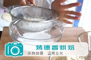 马卡龙冰淇淋三明治