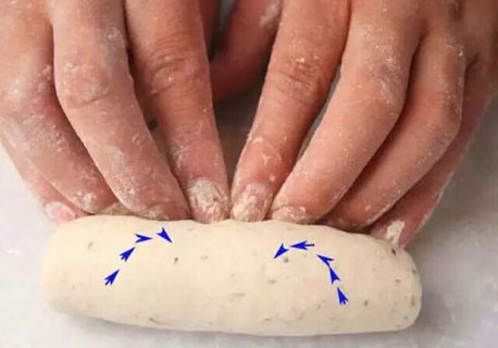 面包“整形”的基本手法，让你秒变大师