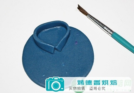 如何制作衬衫纸杯蛋糕