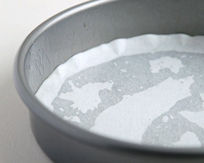 蛋糕烤盘的准备工作