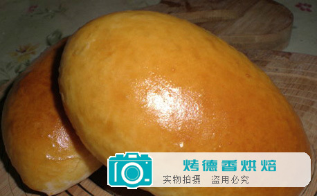 蜜豆牛奶面包的做法