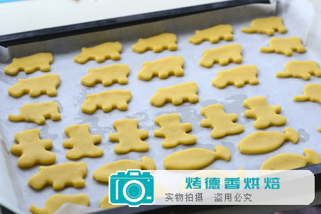 超简单烤饼干食谱,一学就会烘焙绝招!