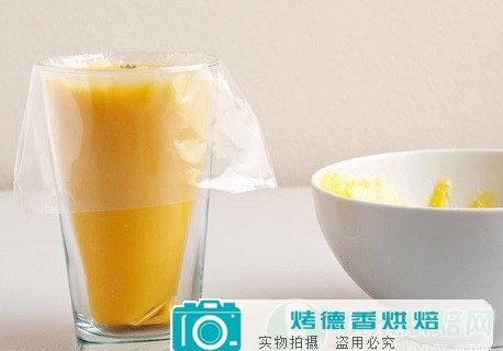 干净又简单的装裱花袋做法