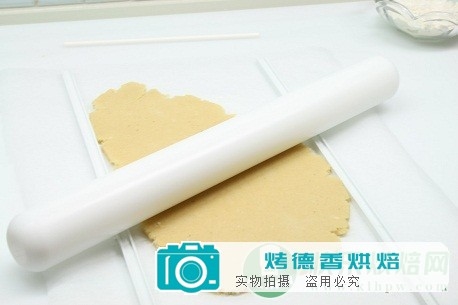 爱心曲奇棒棒糖的简易做法