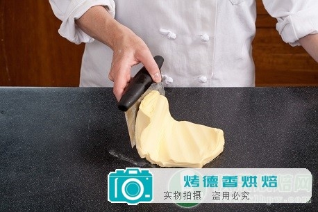 可颂面包的制作步骤详解