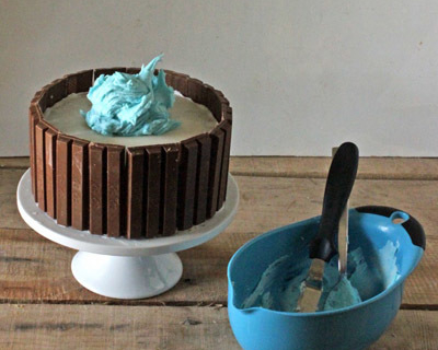 如何制作可爱小金鱼池塘蛋糕