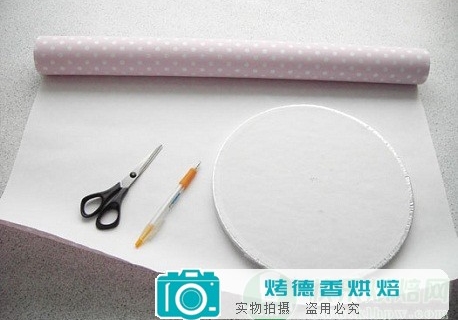 DIY纸杯蛋糕展示架