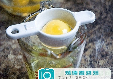 如何分离蛋黄和蛋白