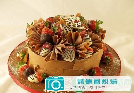 生日蛋糕装饰小诀窍