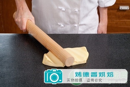 可颂面包的制作步骤详解