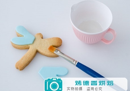 如何制作蜻蜓蝴蝶翻糖装饰曲奇饼干