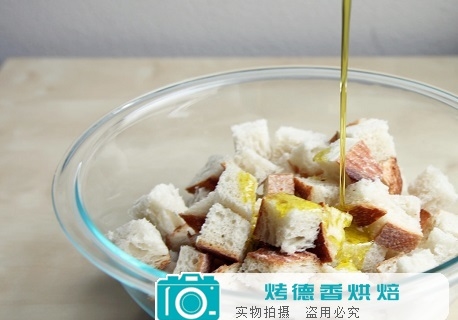 放久的面包也能成为酥脆美食
