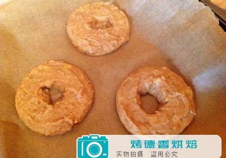 教你不用甜甜圈烤盘制作无麸质甜甜圈