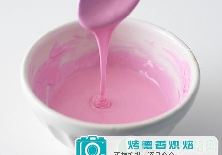 如何制作情人节迷你小蛋糕