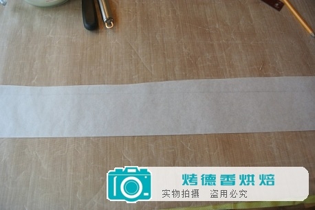 白巧克力草莓蛋糕的制作方法