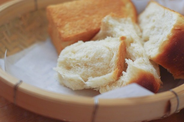 《我爱面包机》中的改造酸奶面包食谱【天使的蜕变】