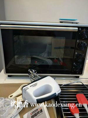 买机械电烤箱？还是买电脑控制电烤箱？如何选购电烤箱?