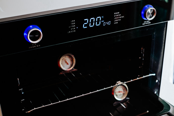 长帝空气烤箱CRWF42NE试用报告-做烤鸡告诉你好不好!