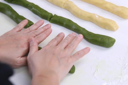 曲奇烘焙食谱：抹茶格子曲奇制作方法