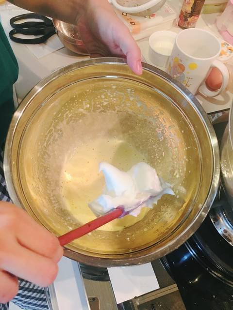 我是一只小黄鸭~嘎嘎嘎~小黄鸭蛋糕烘焙食谱