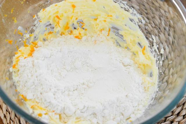 烘焙食谱:手工蔓越莓橘子奶油饼干