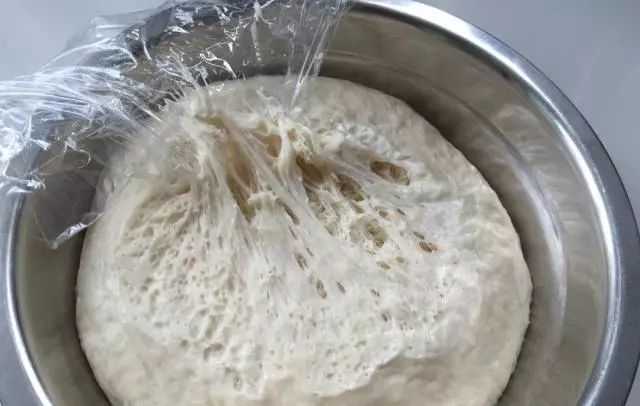 为什么你做面包80%的时候都不成功？就因为不懂判断这三个发酵过程！