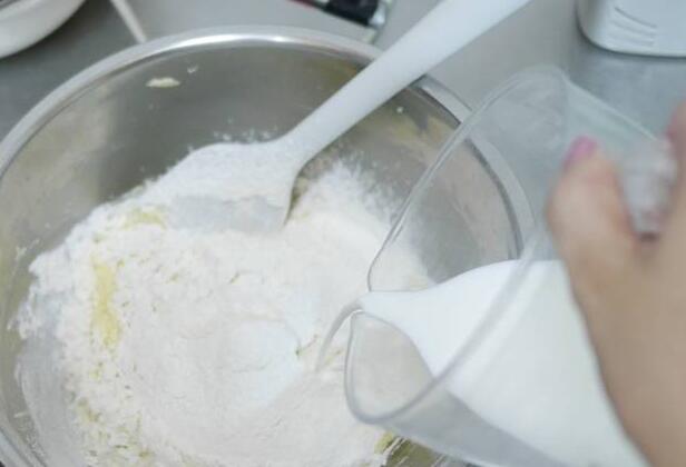 可以吃的“珠宝盒”-杯子蛋糕 可以吃的“珠宝盒”-杯子蛋糕