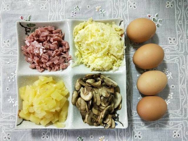 小艺教你做蛋料理~夏威夷磨菇烘蛋!
