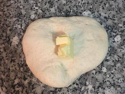 可爱的小狮子起司面包